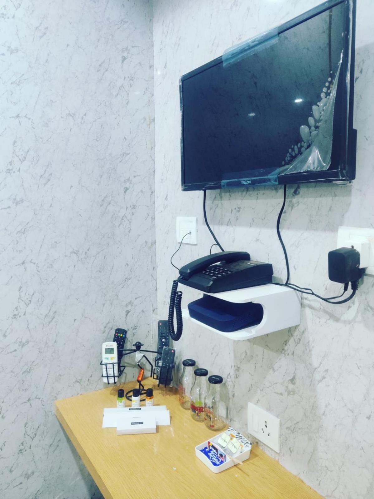 Royal Inn Guwahati Exteriör bild